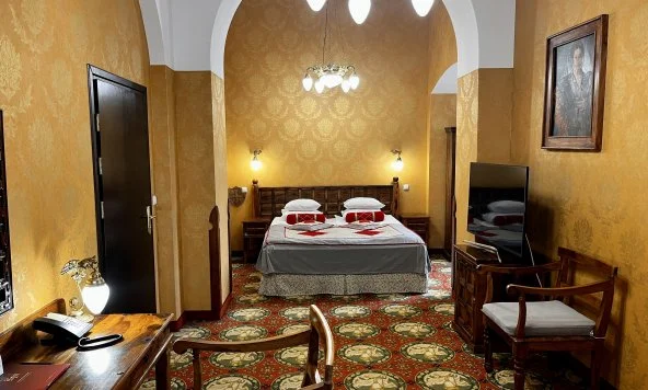Apartament de Famili în Castel