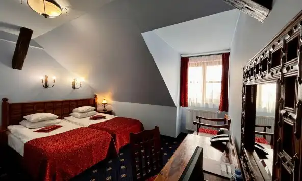 Dublă Standard în Castel